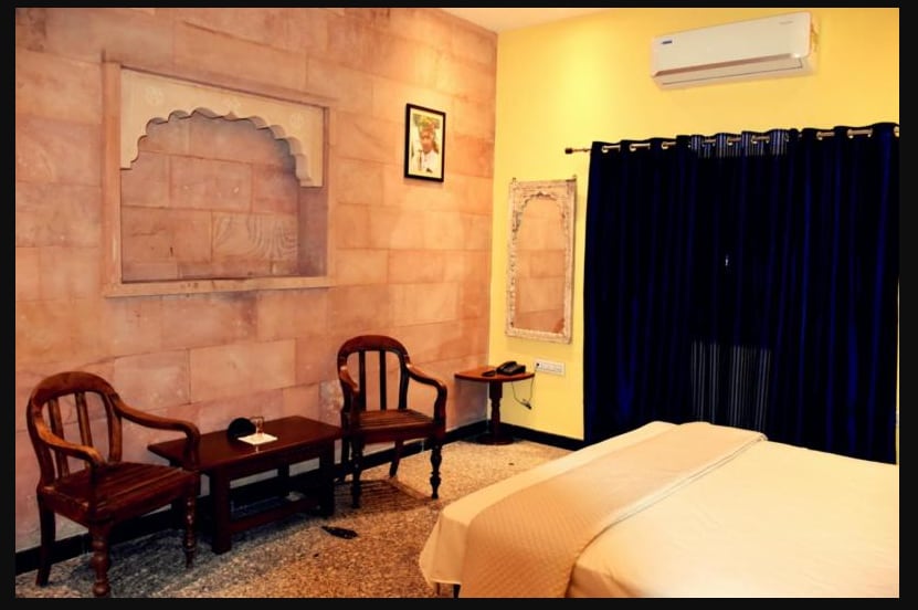 Jodhpur Palace Guest House - Tap to explore photos