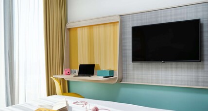 Ibis Styles Vung Tau Room Type - Premium Family room, Balcony - 1 queen bed and 1 bunk bed
