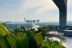 Private Elegant studio apartment with Open Terrace