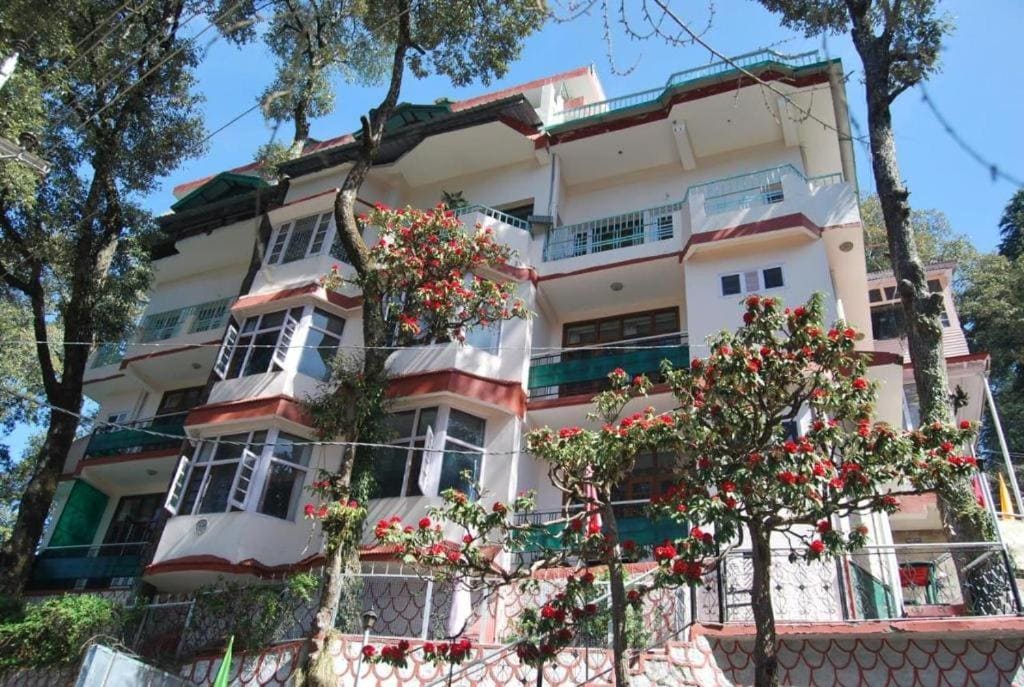 ASHIANA REGENCY HOUSE - Tap to explore photos