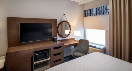 Hampton Inn Long Island / Commack Room Type - 1 QN ACCESS TUB NONSMOK