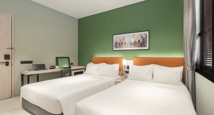 Citadines Connect Georgetown Penang Room Type - Deluxe Room Double Double
