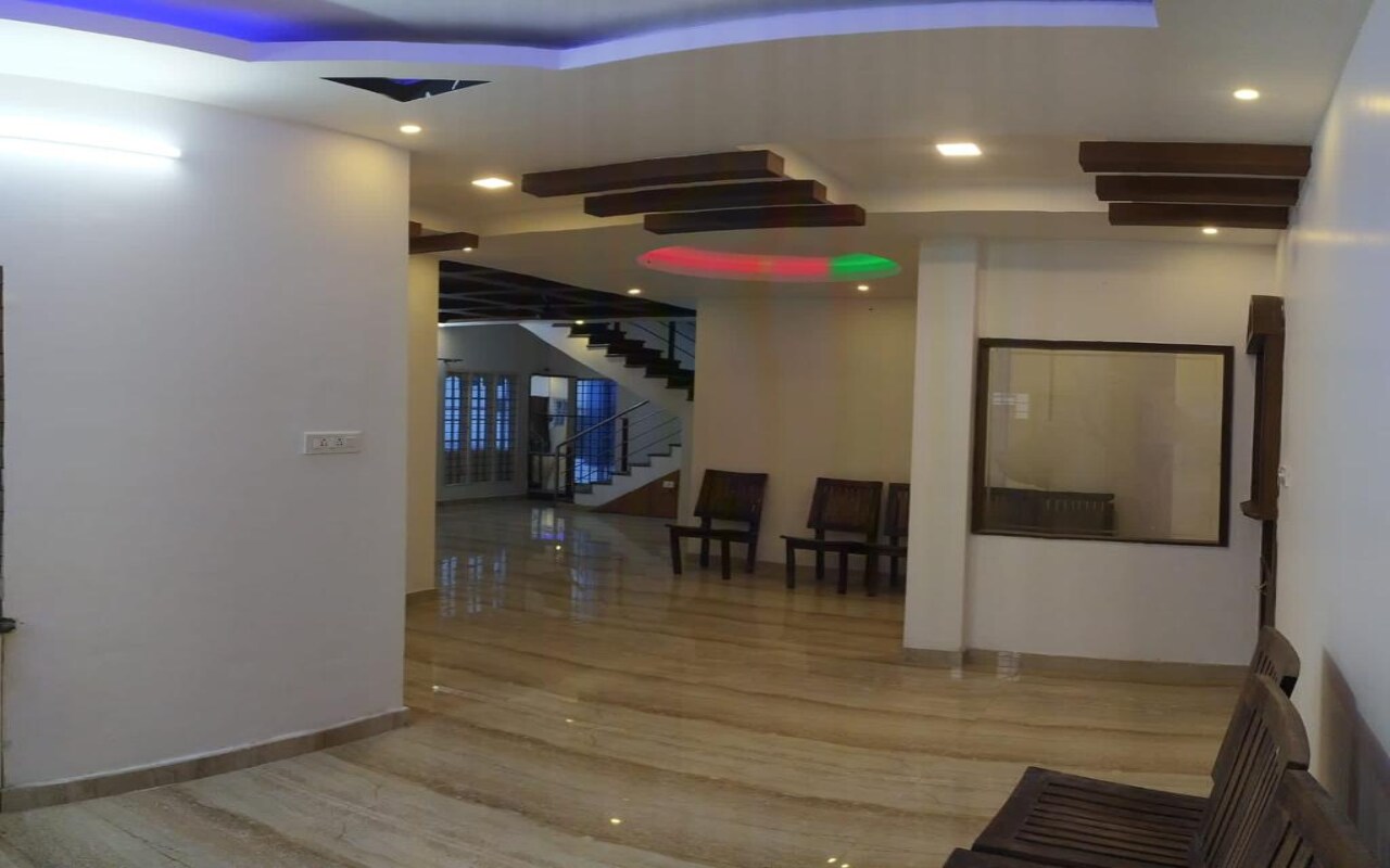 Fortis Rooms Homestay - Tap to explore photos