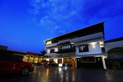 Ahlan Rooms | Luxury Homestay