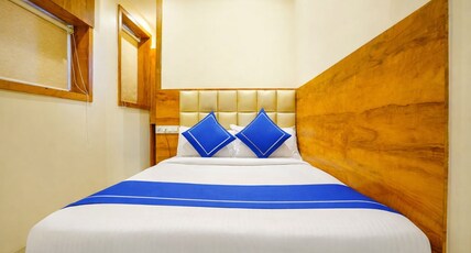 Hotel Indore Palace - Nagpada Room Type - Deluxe Room