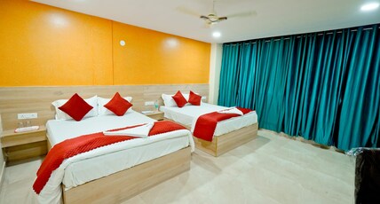 Hotel Golden Park Inn Room Type - Four Bed AC Room