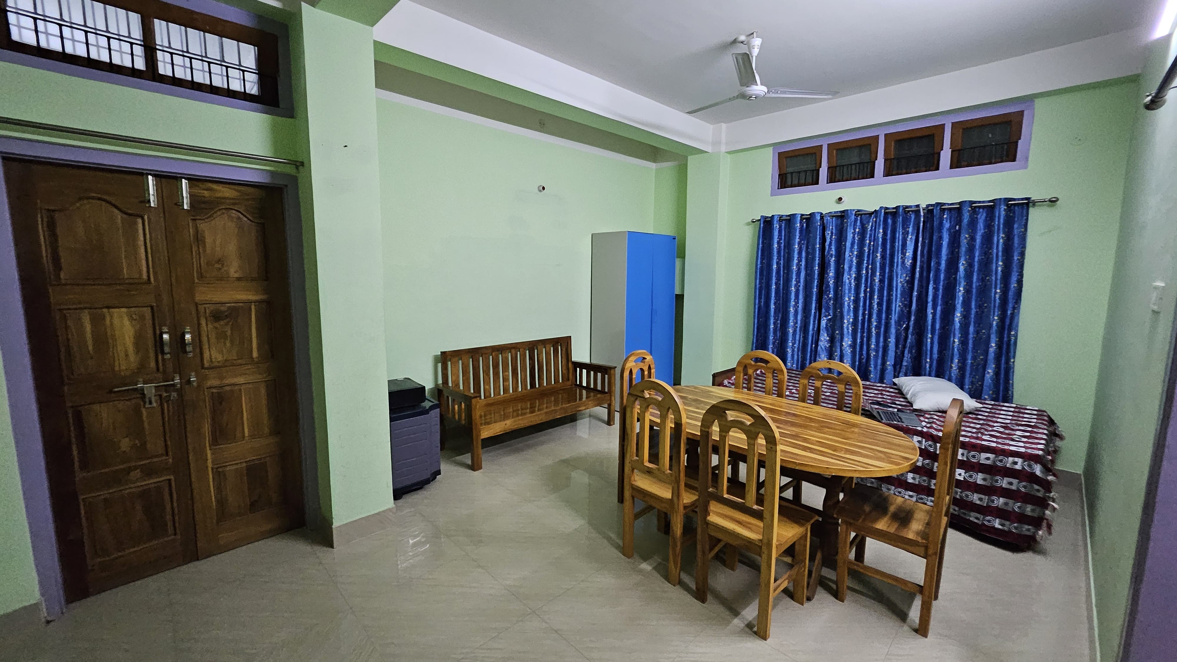 Balaji Homestay - Tap to explore photos