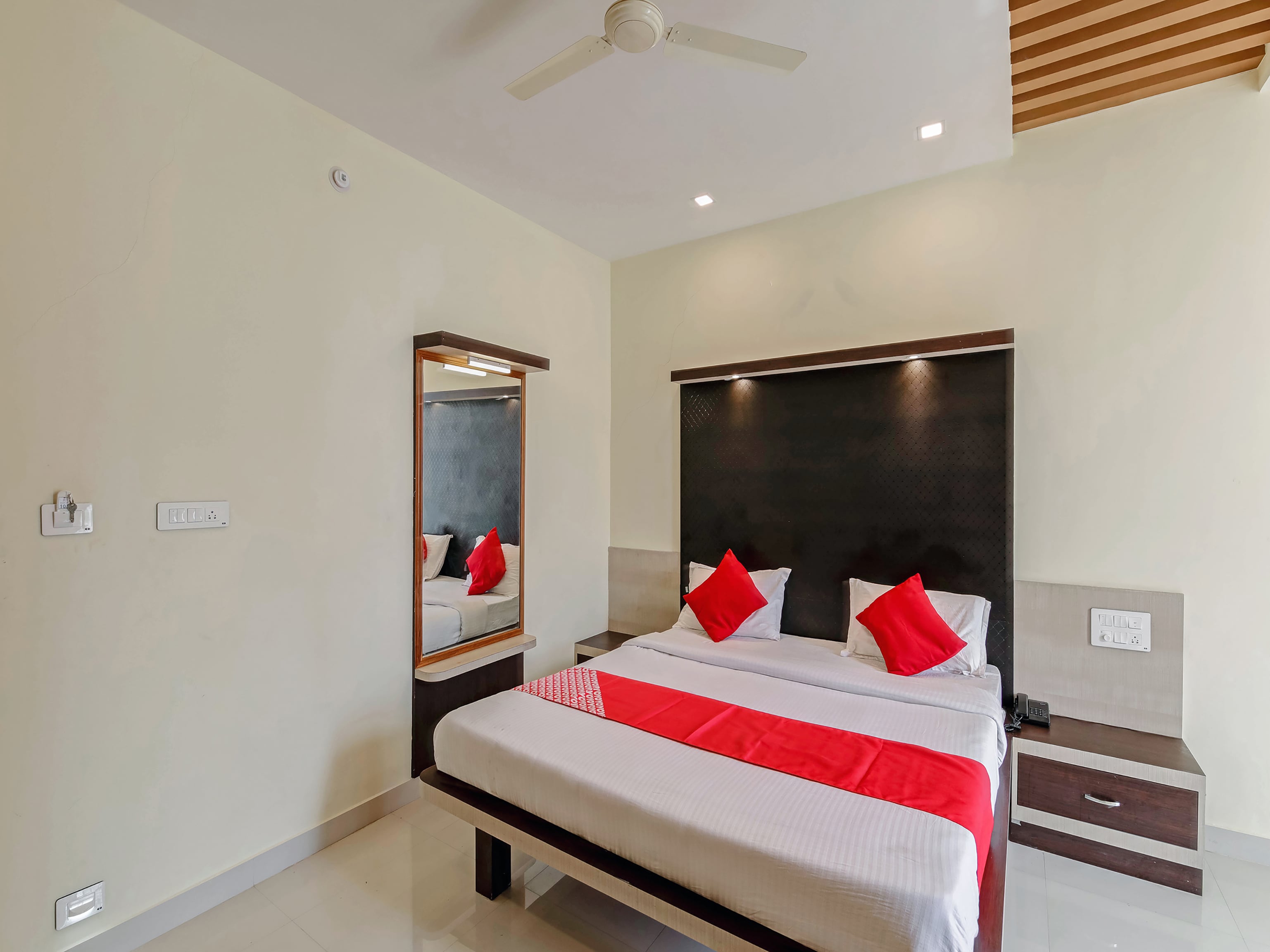 SLV Royal INN Mysore - Tap to explore photos