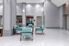 Hampton Inn & Suites by Hilton Reagan National Airport