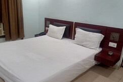 Townhouse Oak Dhanbad Railway Junction