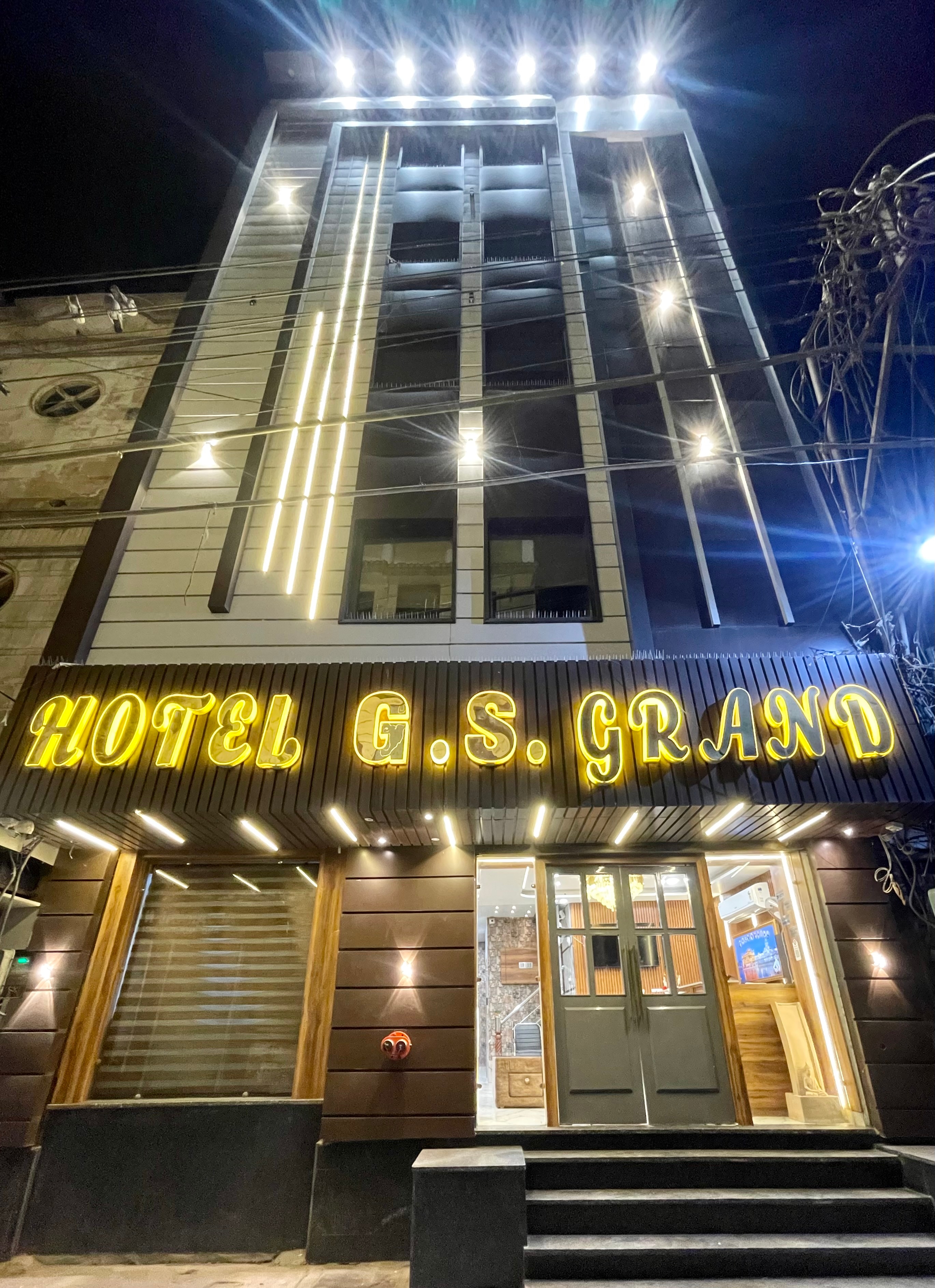 Hotel GS Grand, Amritsar - Tap to explore photos