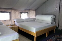 APPLE ORCHARD FARM AND CAMPING