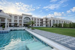ORCHHA RIVER STONE RESORT