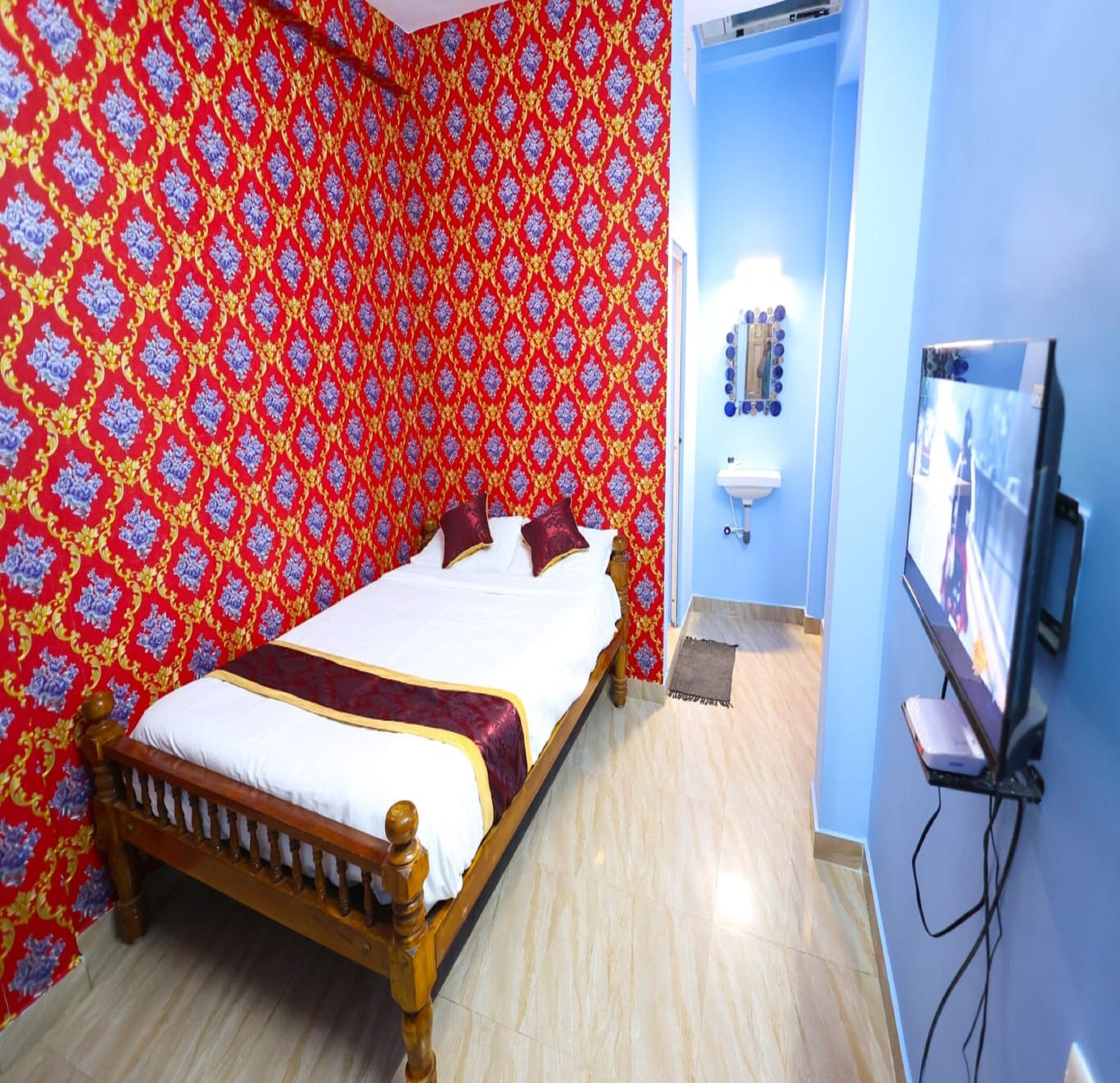 PVR Guest House - Tap to explore photos