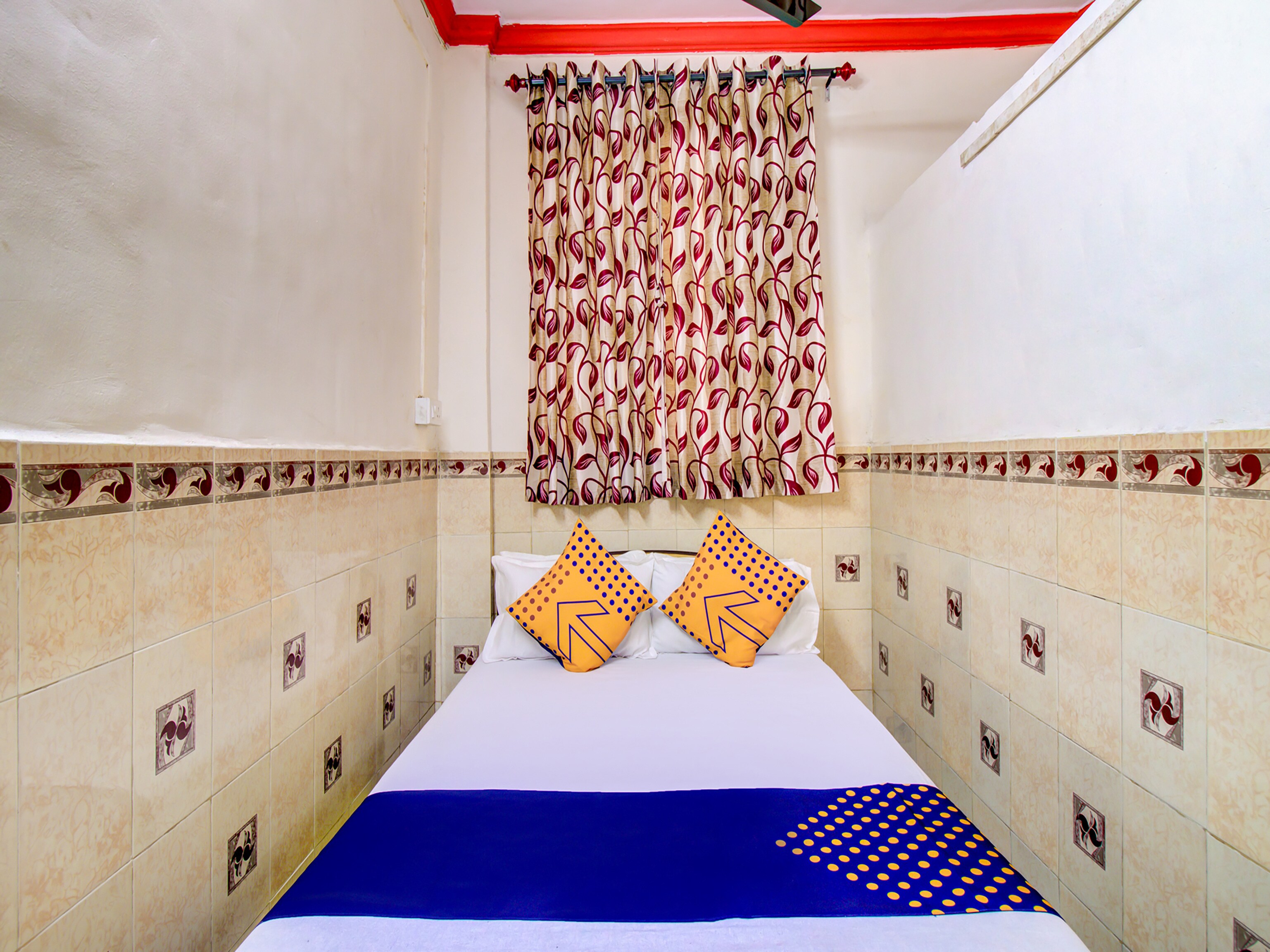 SPOT ON Sairaj Lodging & Boarding - Tap to explore photos
