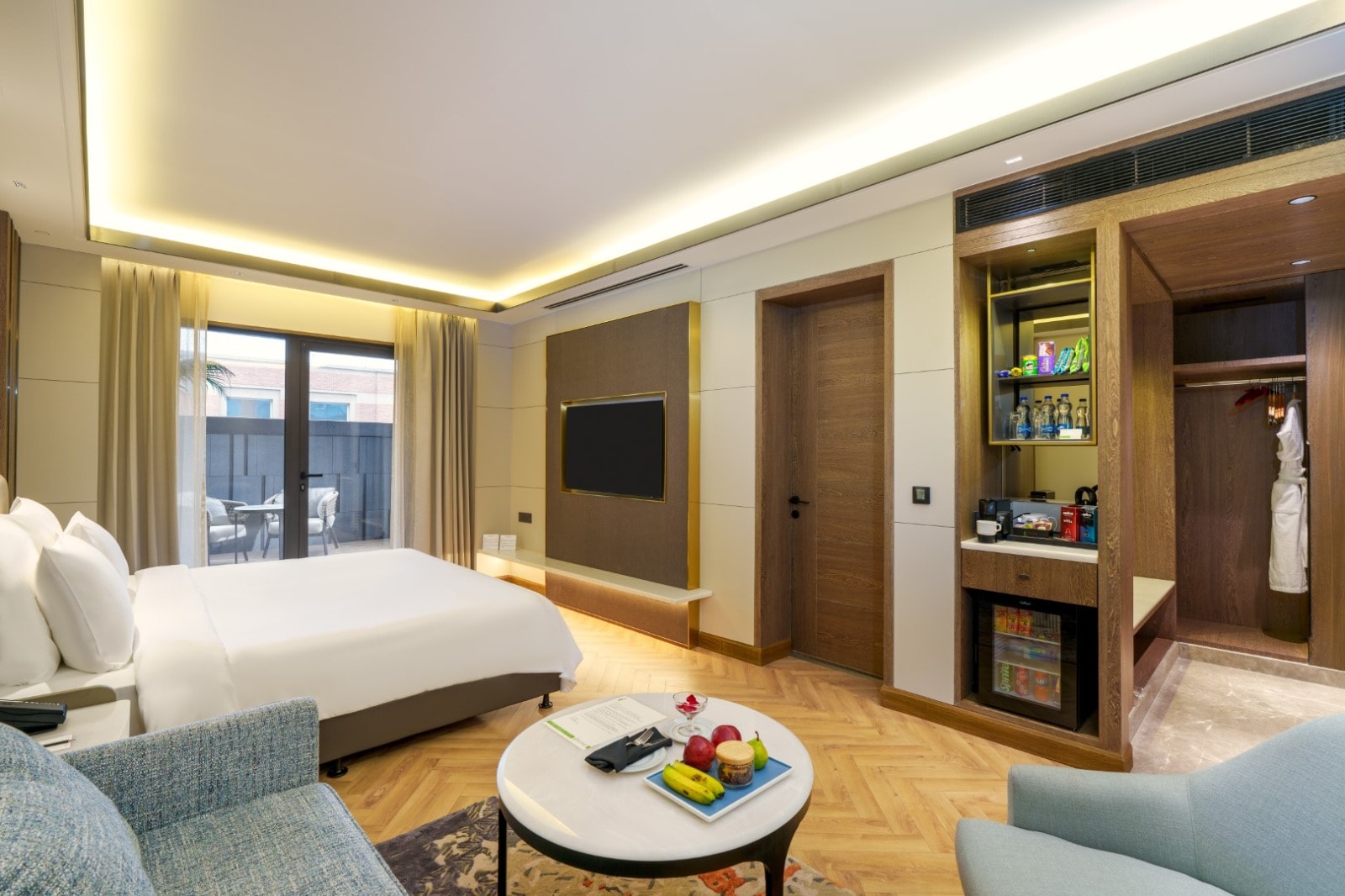 Nirvana Luxury Hotel - Tap to explore photos