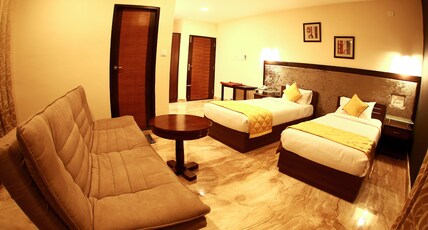 D BREEZE SUITES Room Type - Deluxe Room