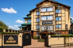 Address of Hotel Lee Heritage (Central Heating & Air Conditioned)