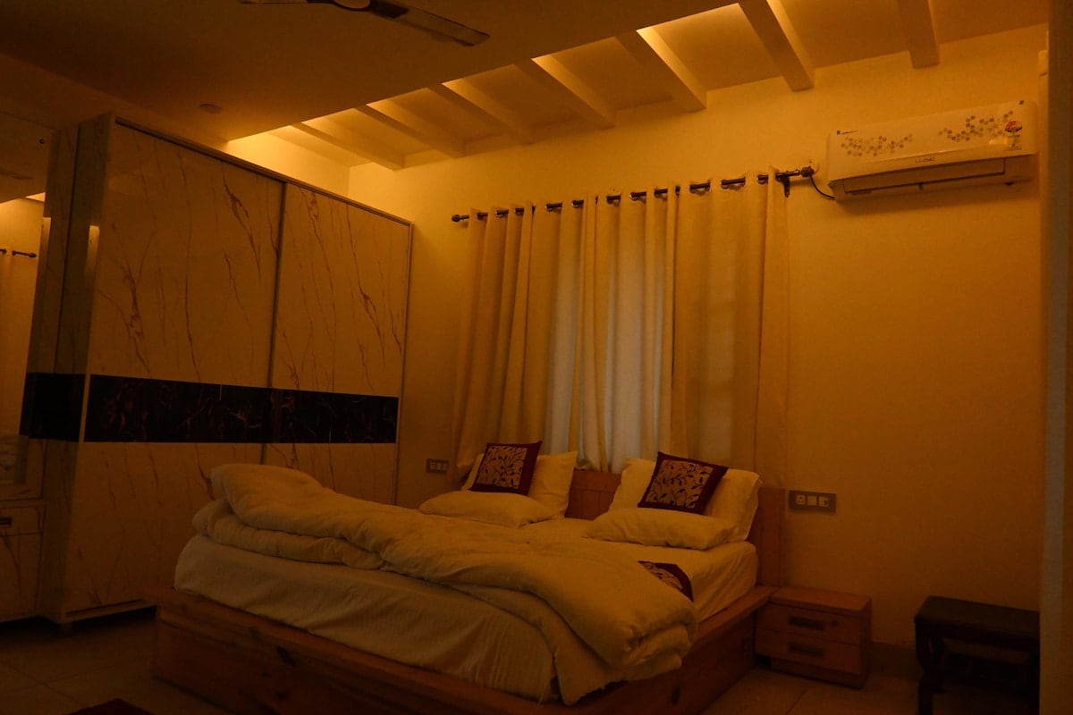 Phulsani Mansion 4 Bedroom - Tap to explore photos