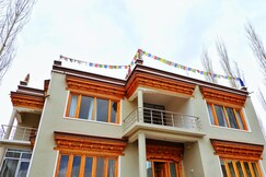 Olay Villa | Rooms & Restaurant