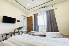 Hotel O White lotus hotel
