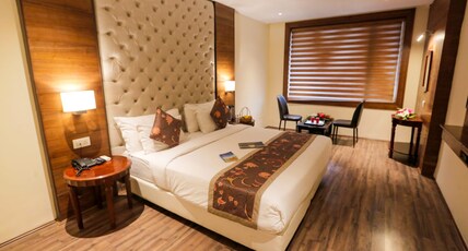 Hotel The Residency Srinagar (05 min walk to Clock Tower) Room Type - Super Deluxe Room