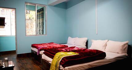Sharthi Homestay and Lodging Room Type - Twin Bedded Room
