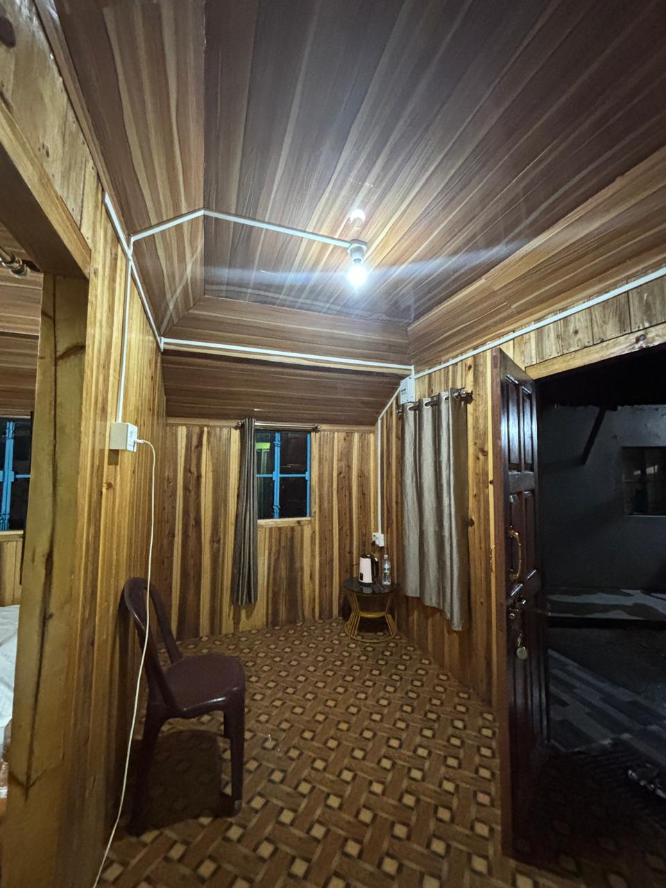 Malris Homestay - Tap to explore photos