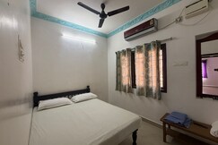 Parsha Ocean Breeze Inn