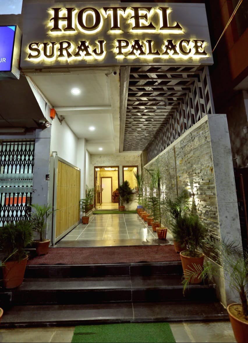 Hotel Suraj Palace - Tap to explore photos