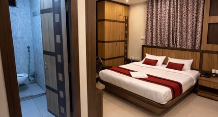 HOTEL ANAND INTERNATIONAL Room Type - Royal Executive Room