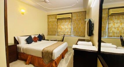 JPM White House Room Type - Deluxe room