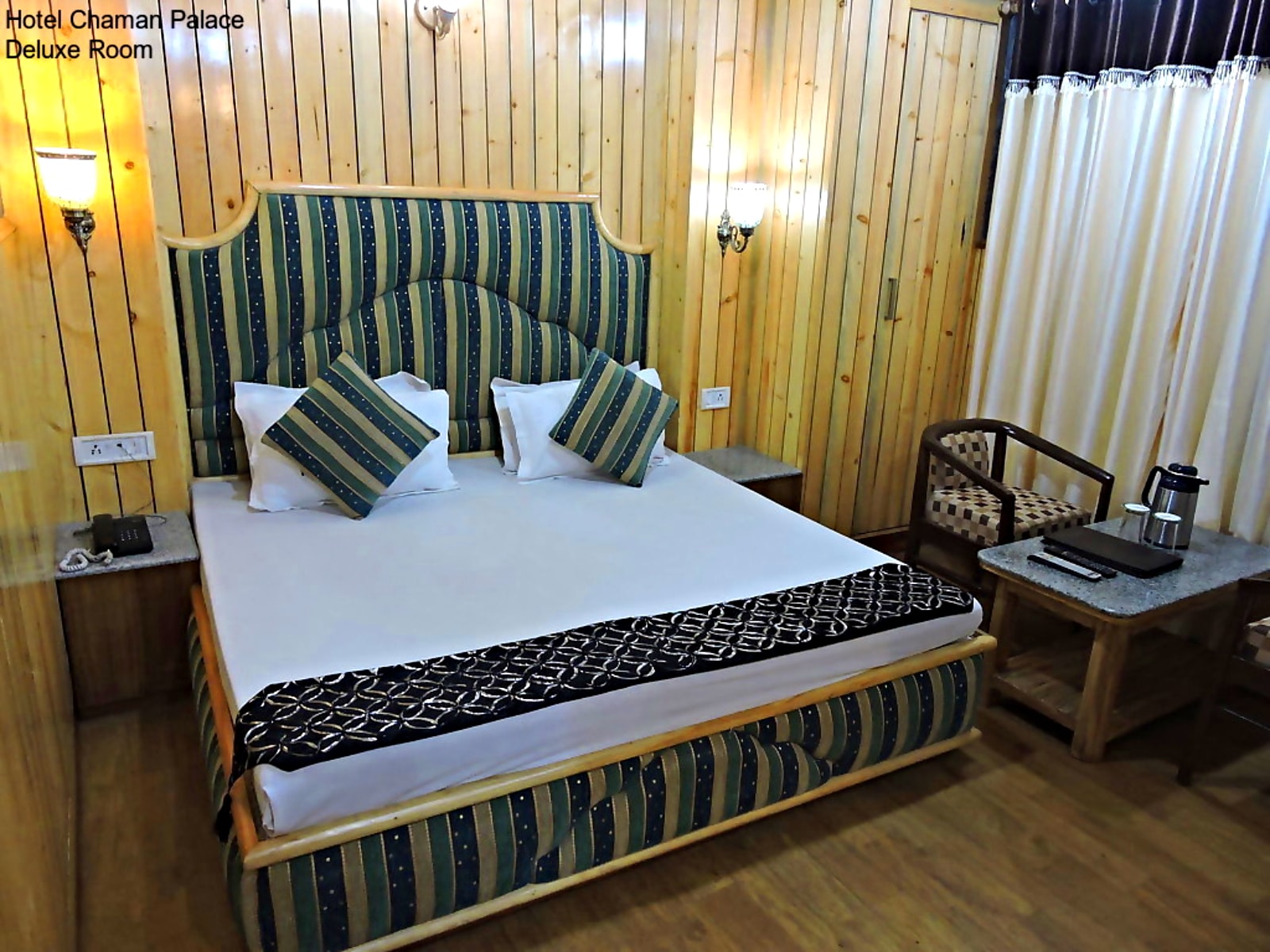 Hotel Chaman Palace - Tap to explore photos