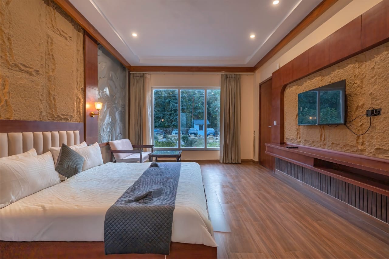 Delight The Lavish Loft Corbett (Near To Sitabani Zone) - Tap to explore photos