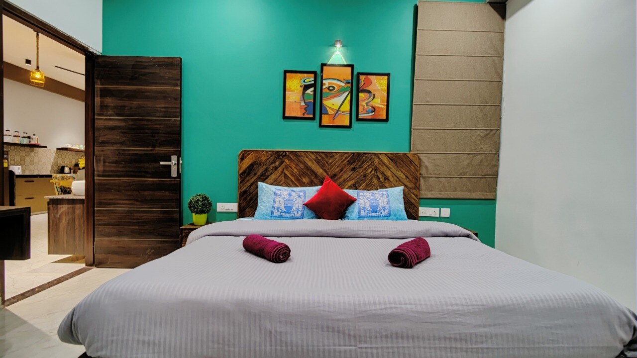 Platinum Nest 1BHK Apartment - Tap to explore photos