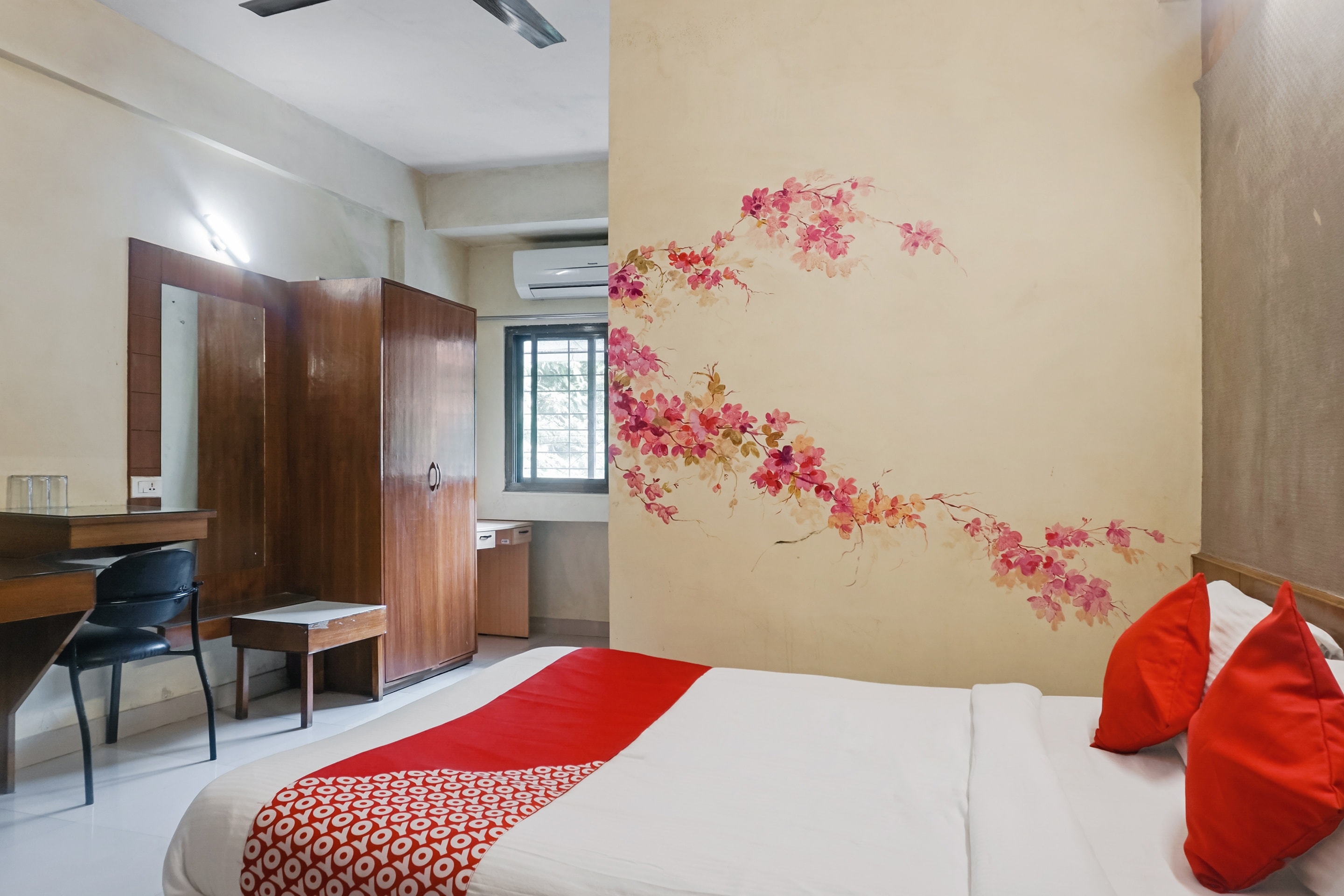 Hotel O Yash Residency - Tap to explore photos