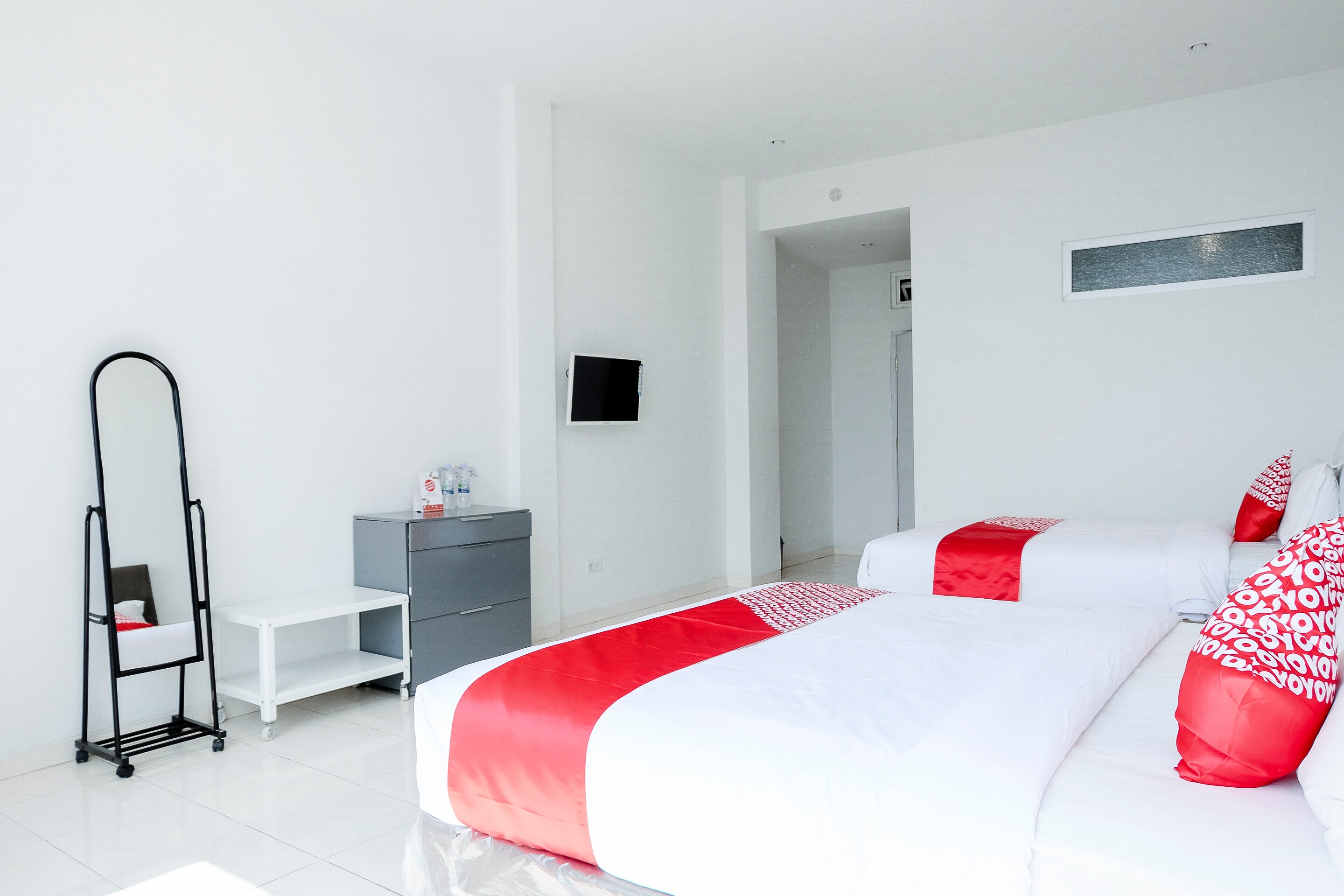 Hotel O Batu near Jatim Park formerly Villa Bukit Panderman Residence - Tap to explore photos