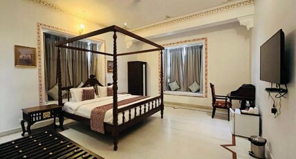 Hotel Boheda Palace - 1 KM away from Lake Pichola Room Type - Premium Haveli Room