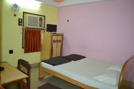 Berhampore Lodge Pvt Ltd