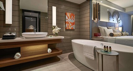 Pullman Jakarta Indonesia Room Type - GRAND DELUXE ROOM, 2 Single Size Beds