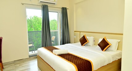 Sharus Inn Room Type - Superior Deluxe Ac Room