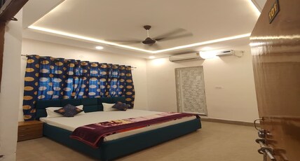 Shree Shagun Palace Room Type - Deluxe Room