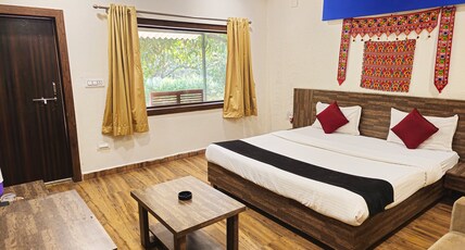 BRIGHT VIEW COTTAGES Room Type - SUPER DELUXE JUNGLE COTTAGES