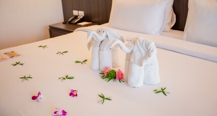 Nipa Resort Room Type - Deluxe Room Exclusive
