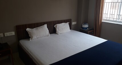 NARMADA BHAWAN Room Type - Deluxe Ac Room