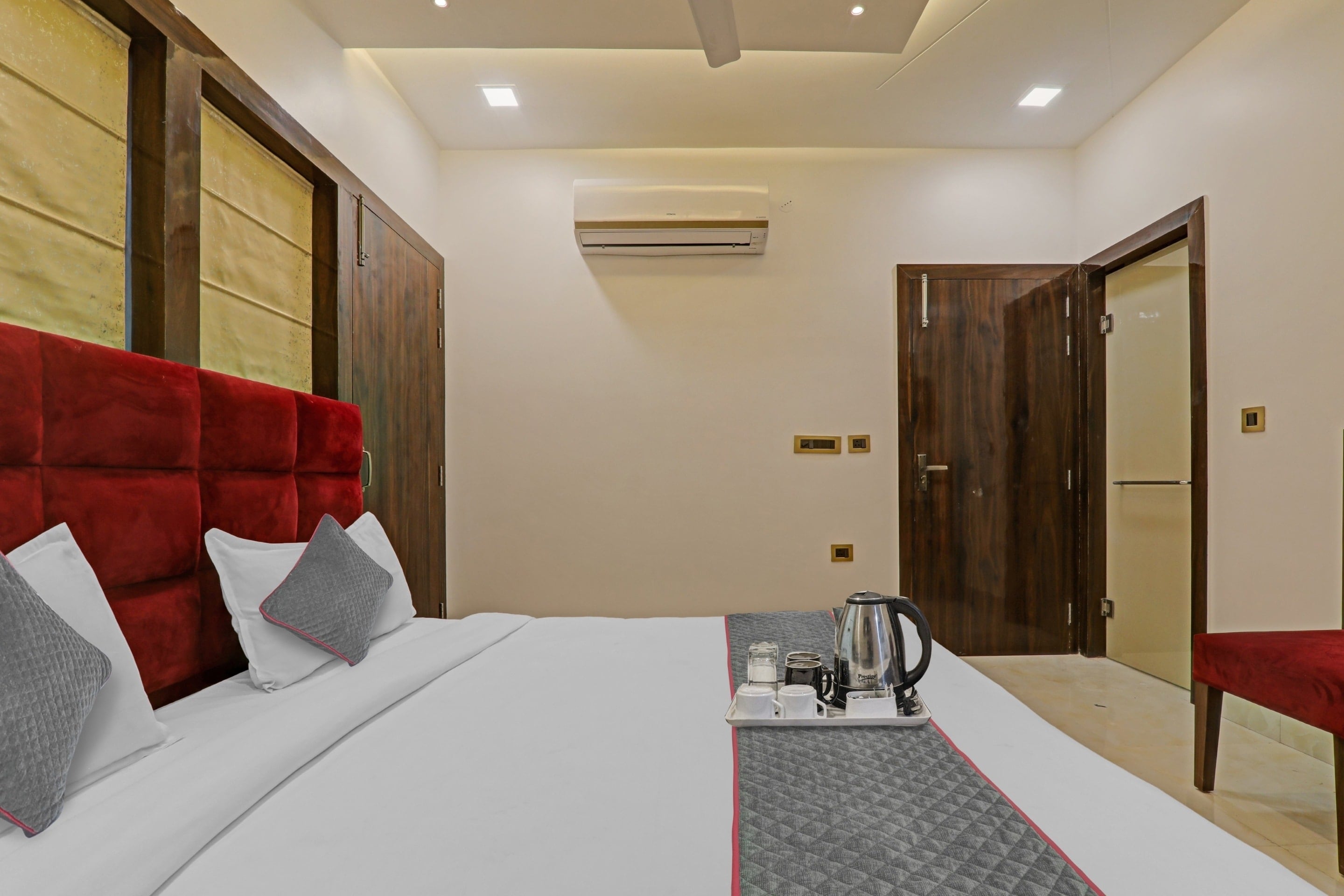 Townhouse Hotel Spotlight - Tap to explore photos