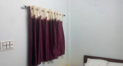 HOTEL SHREE PALACE Room Type - AC Room