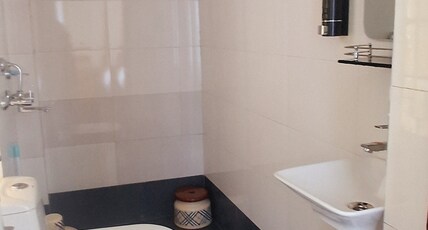 Shree Niwas Room Type - Guras