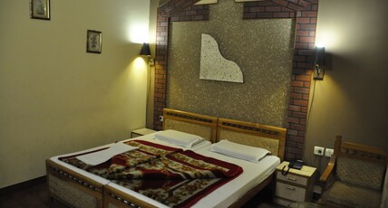 Hotel Pratiksha Room Type - AC Standard