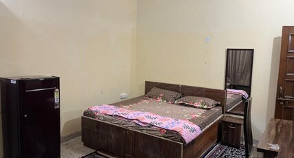 Pradeep Room Type - Bedroom 3